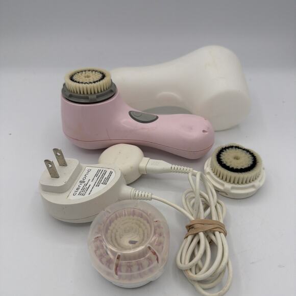 Clarisonic Mia 2 Sonic Facial Skin Cleansing Brush System Pink , Rechargeable - Picture 1 of 4